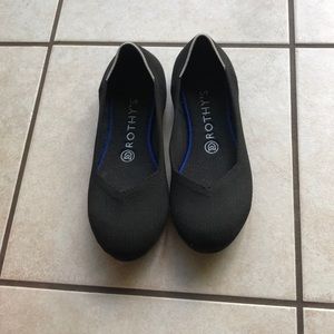 Black Rothy Round Toe Flats